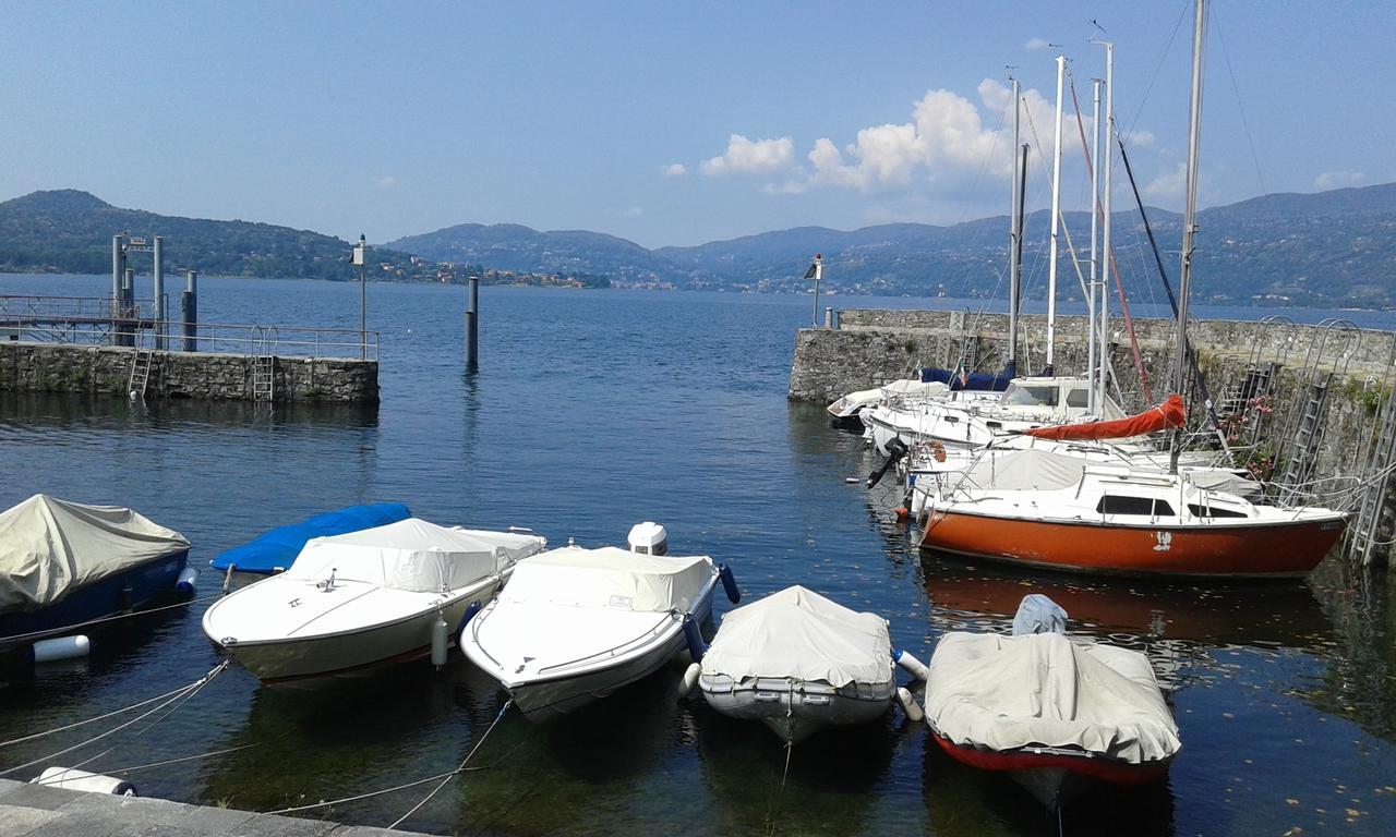 Cristal Lake Affittacamere Ispra Exterior photo