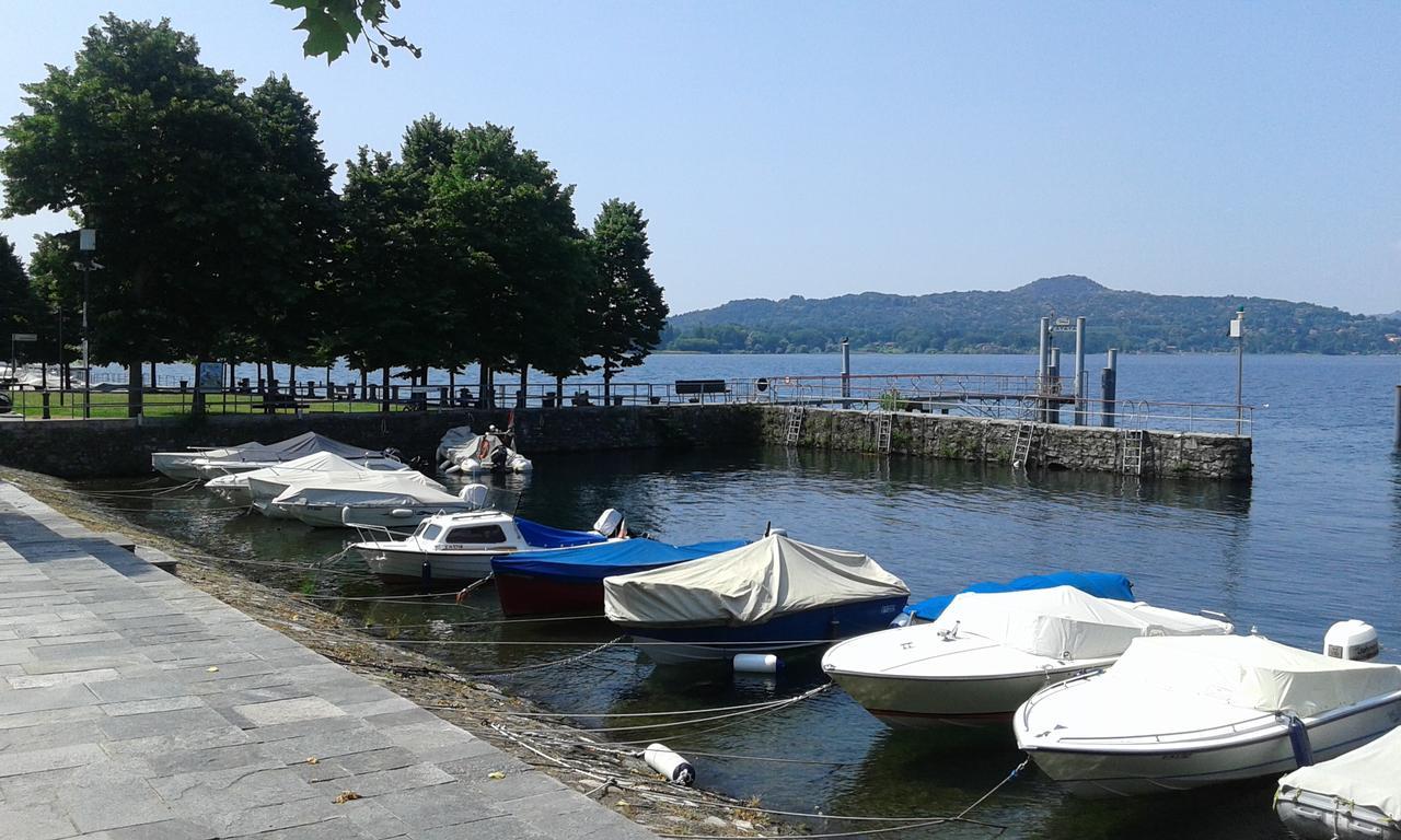 Cristal Lake Affittacamere Ispra Exterior photo